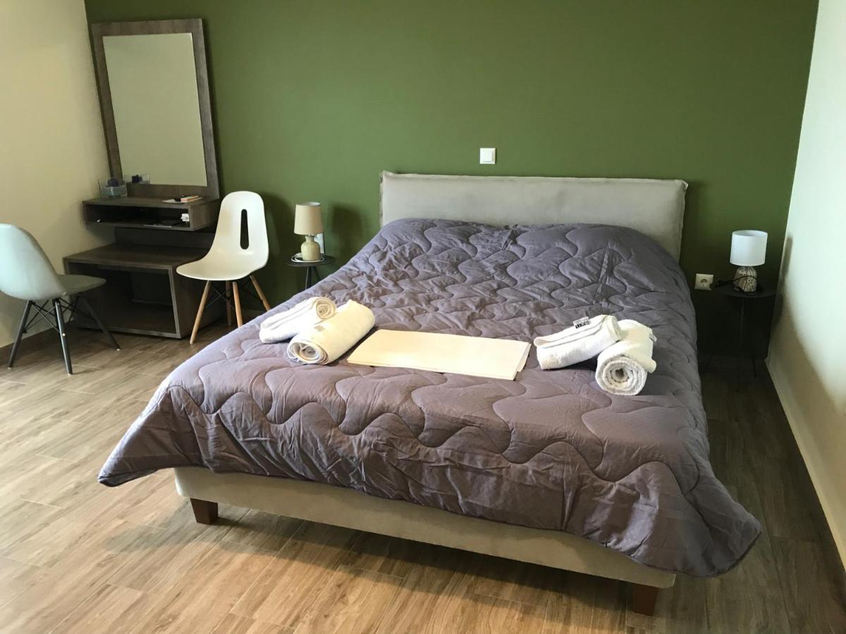 Verga'S Apartments كالاماتا المظهر الخارجي الصورة