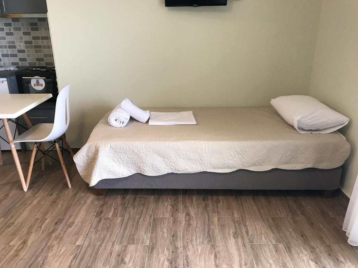 Verga'S Apartments كالاماتا المظهر الخارجي الصورة