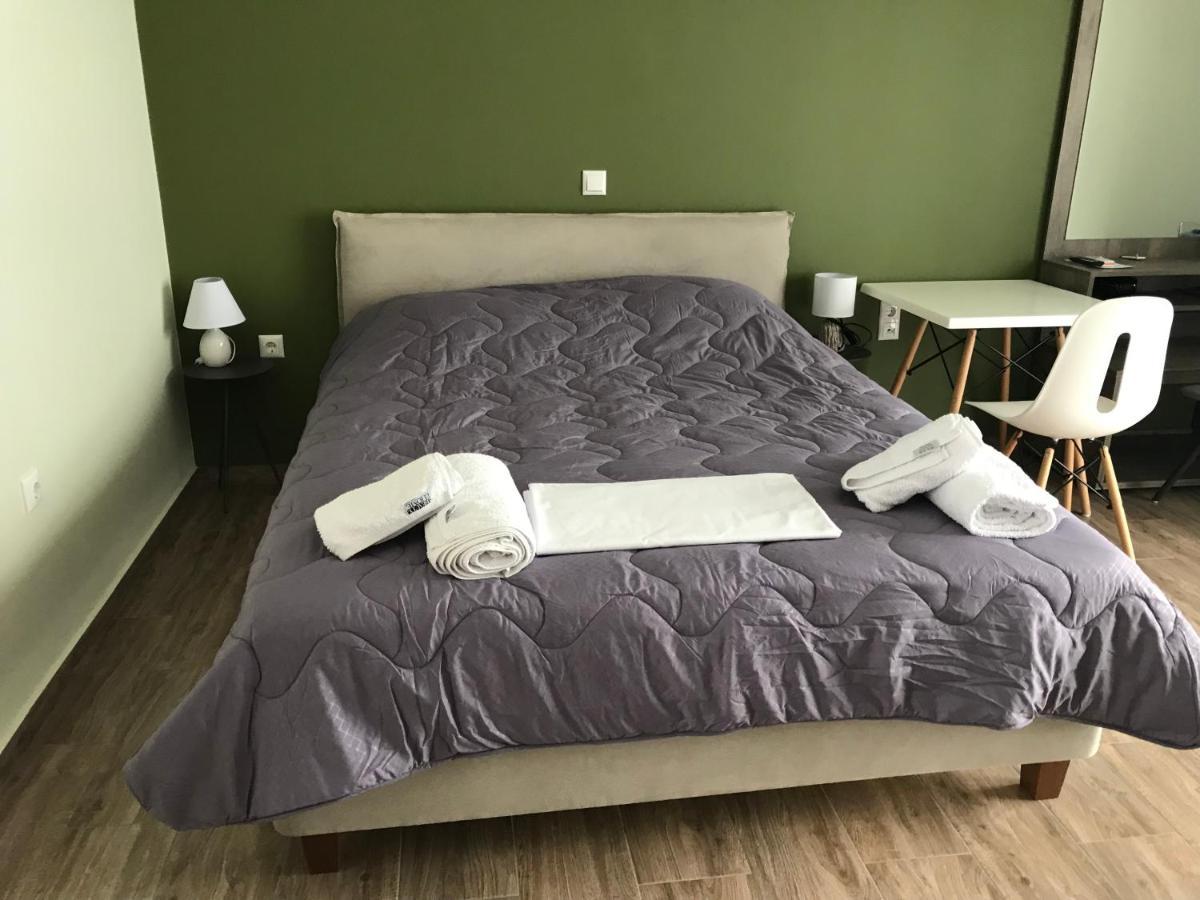 Verga'S Apartments كالاماتا المظهر الخارجي الصورة