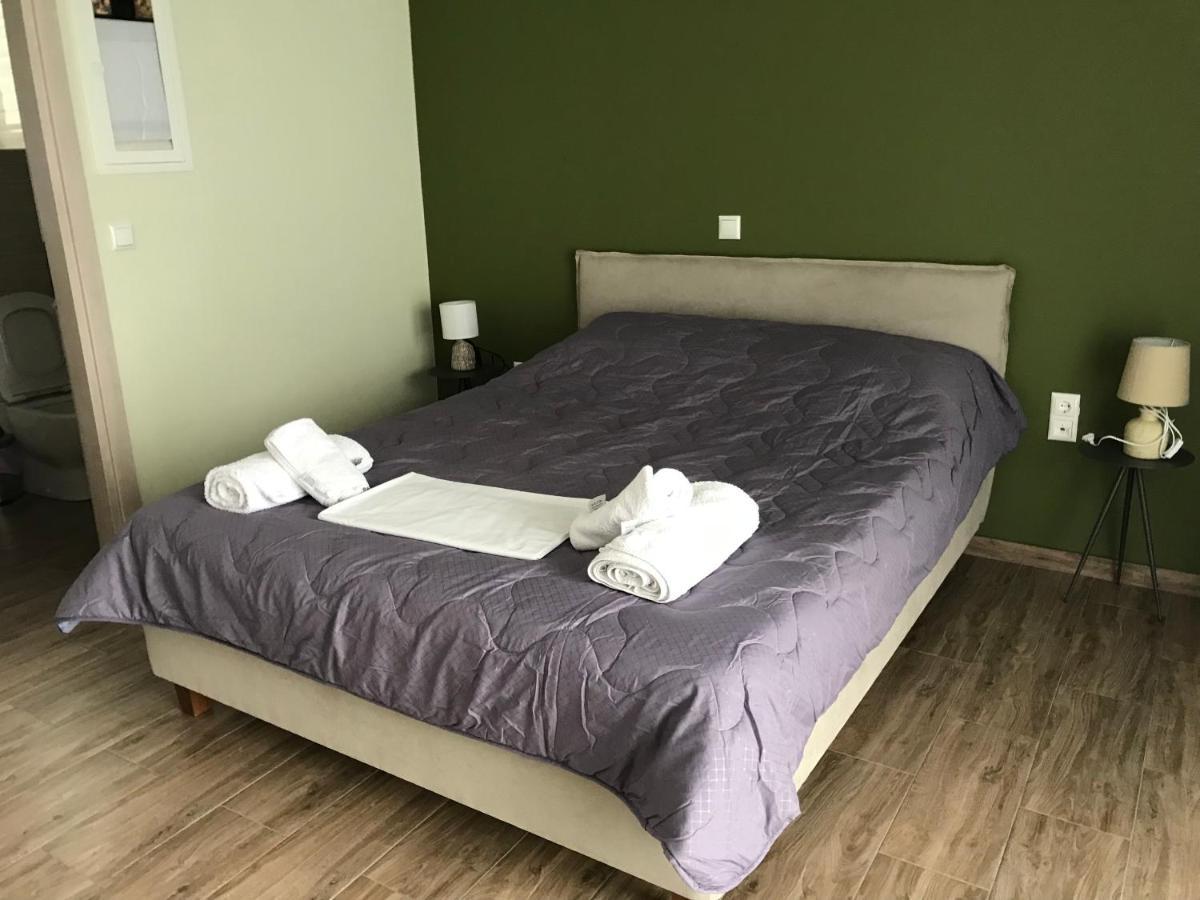Verga'S Apartments كالاماتا المظهر الخارجي الصورة