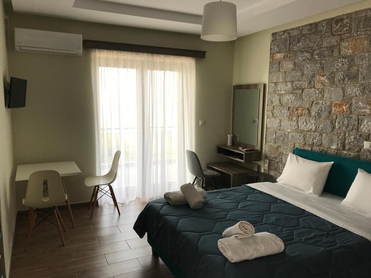Verga'S Apartments كالاماتا المظهر الخارجي الصورة