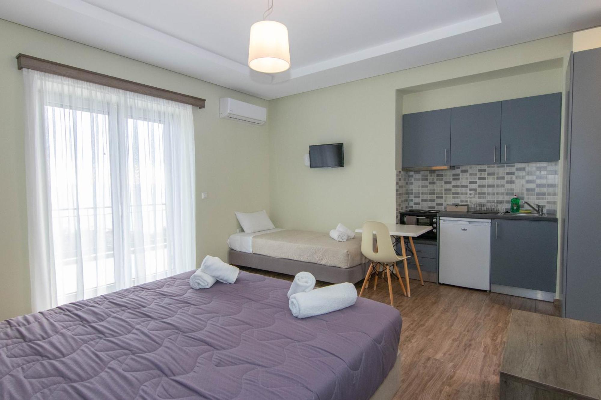 Verga'S Apartments كالاماتا المظهر الخارجي الصورة