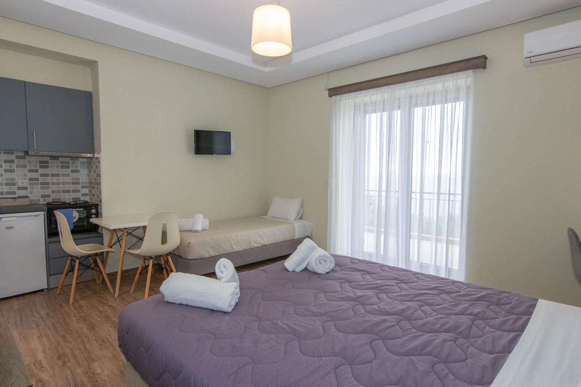 Verga'S Apartments كالاماتا المظهر الخارجي الصورة
