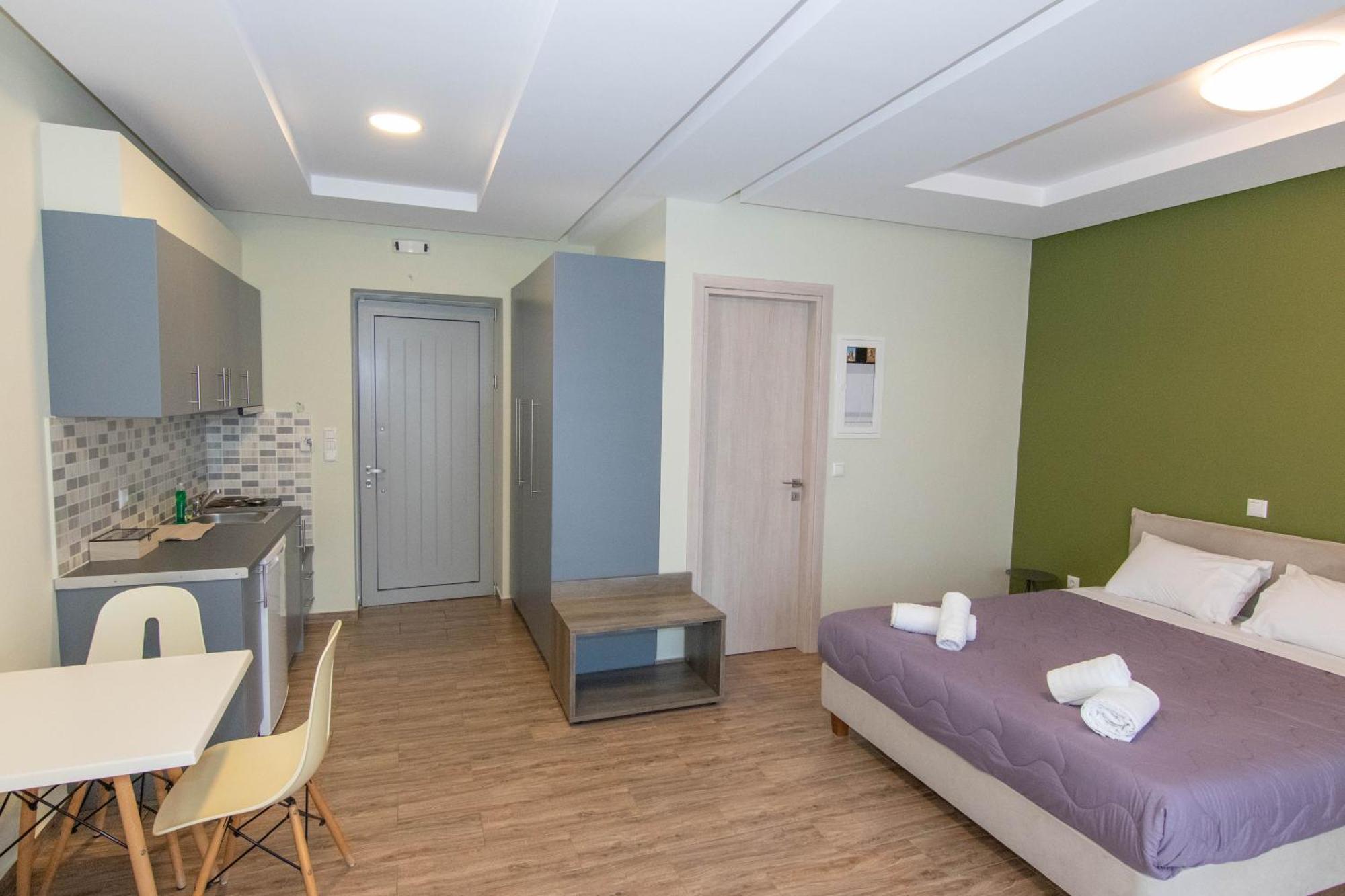 Verga'S Apartments كالاماتا المظهر الخارجي الصورة