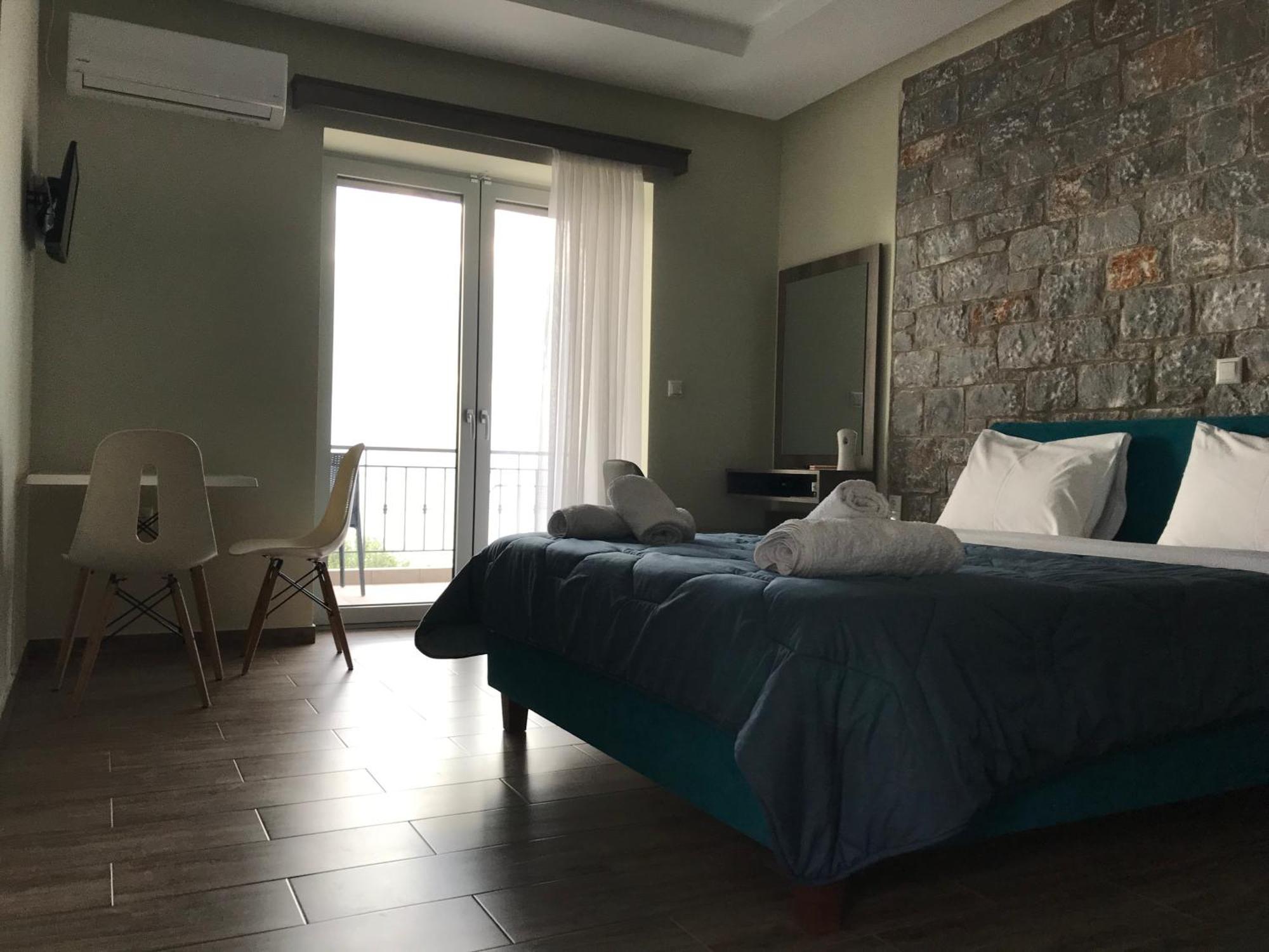 Verga'S Apartments كالاماتا المظهر الخارجي الصورة