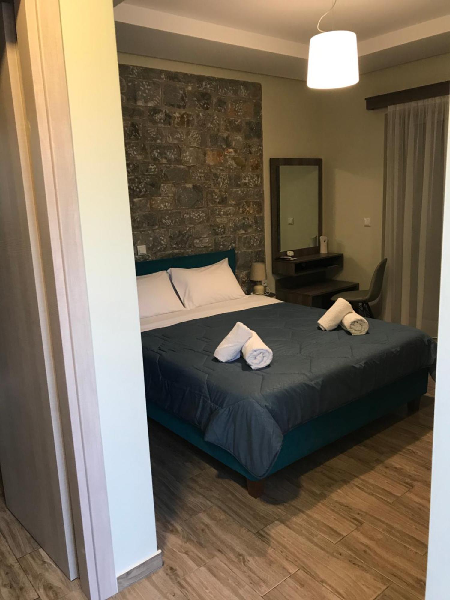 Verga'S Apartments كالاماتا المظهر الخارجي الصورة