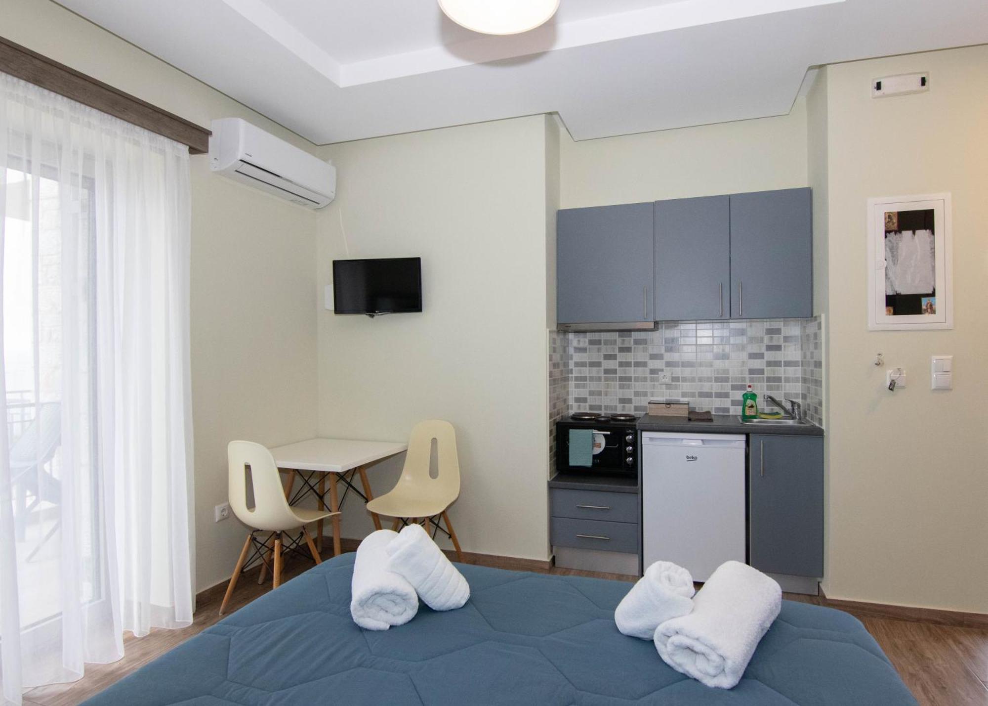 Verga'S Apartments كالاماتا الغرفة الصورة